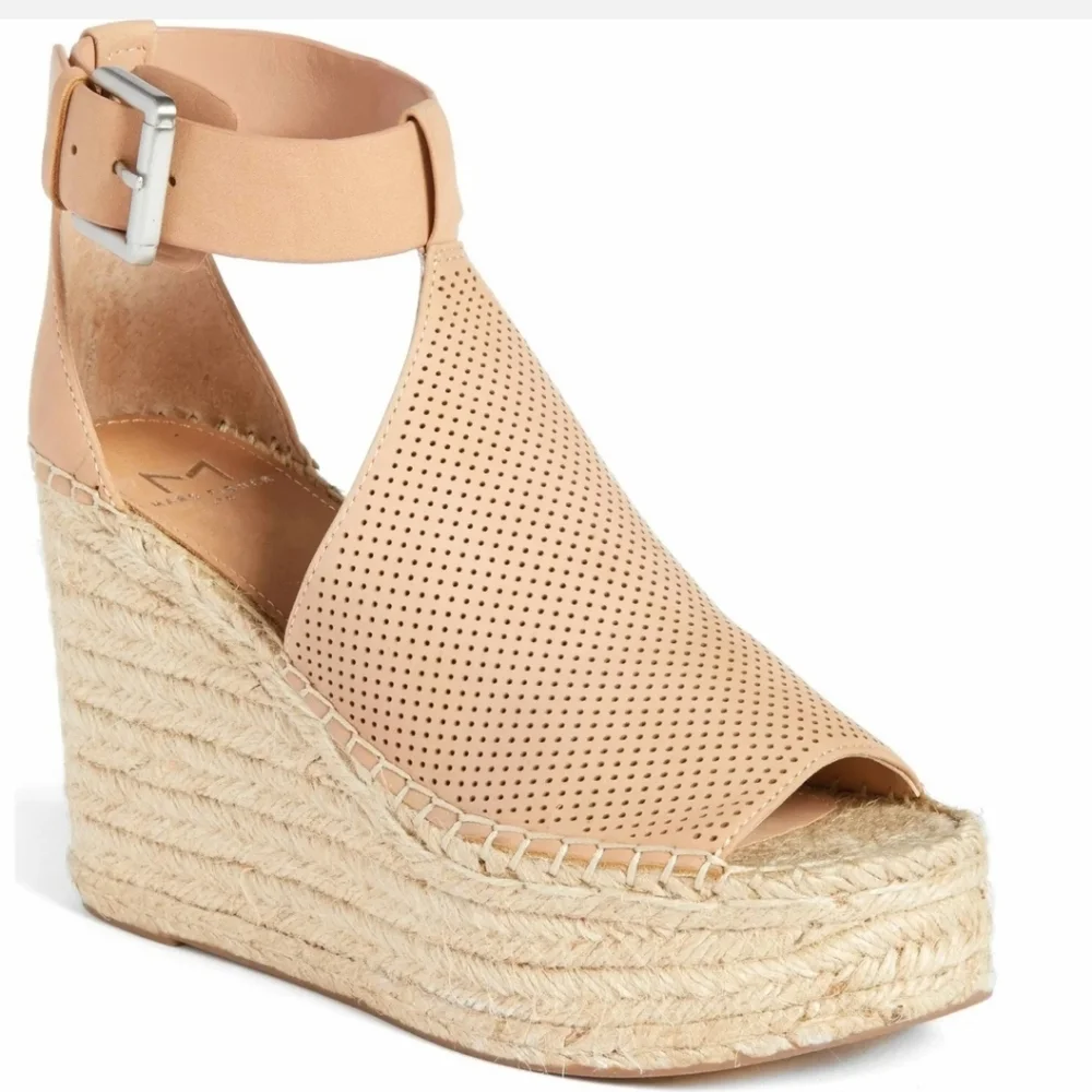 Marc Fisher MLANNIE Perforated Espadrille Wedge Sandals